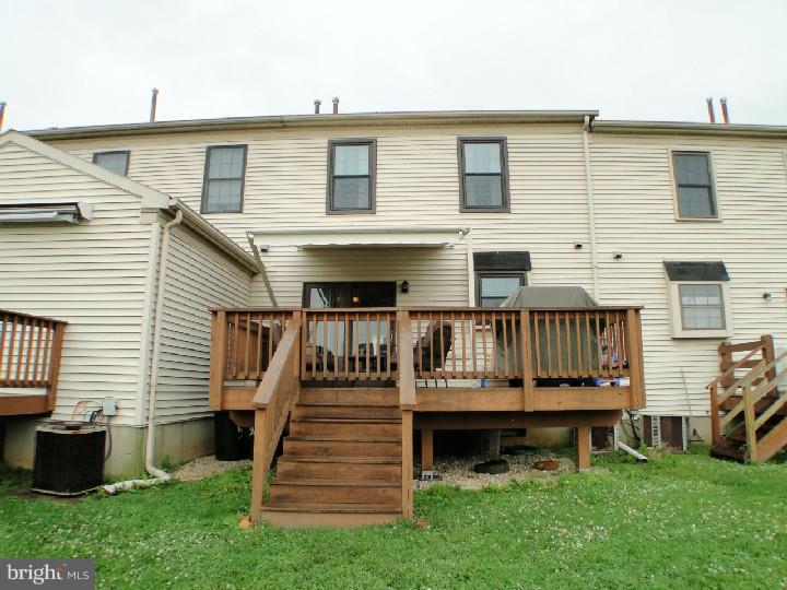 505 Ward Road Brookhaven, PA 19015 - Photo 24 of 25 Exterior Back