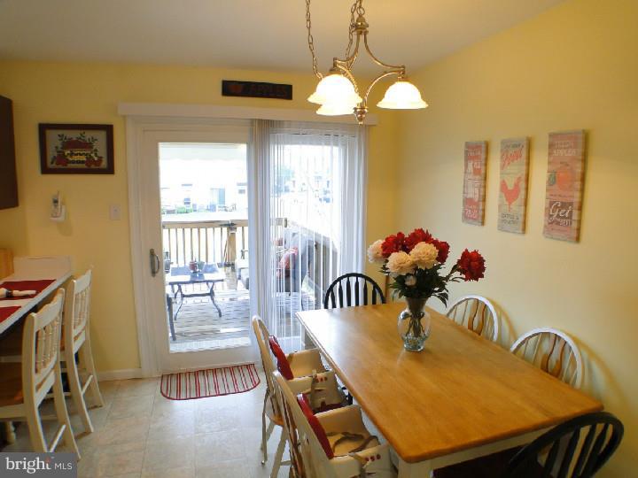 505 Ward Road Brookhaven, PA 19015 - Photo 8 of 25 Kitchen