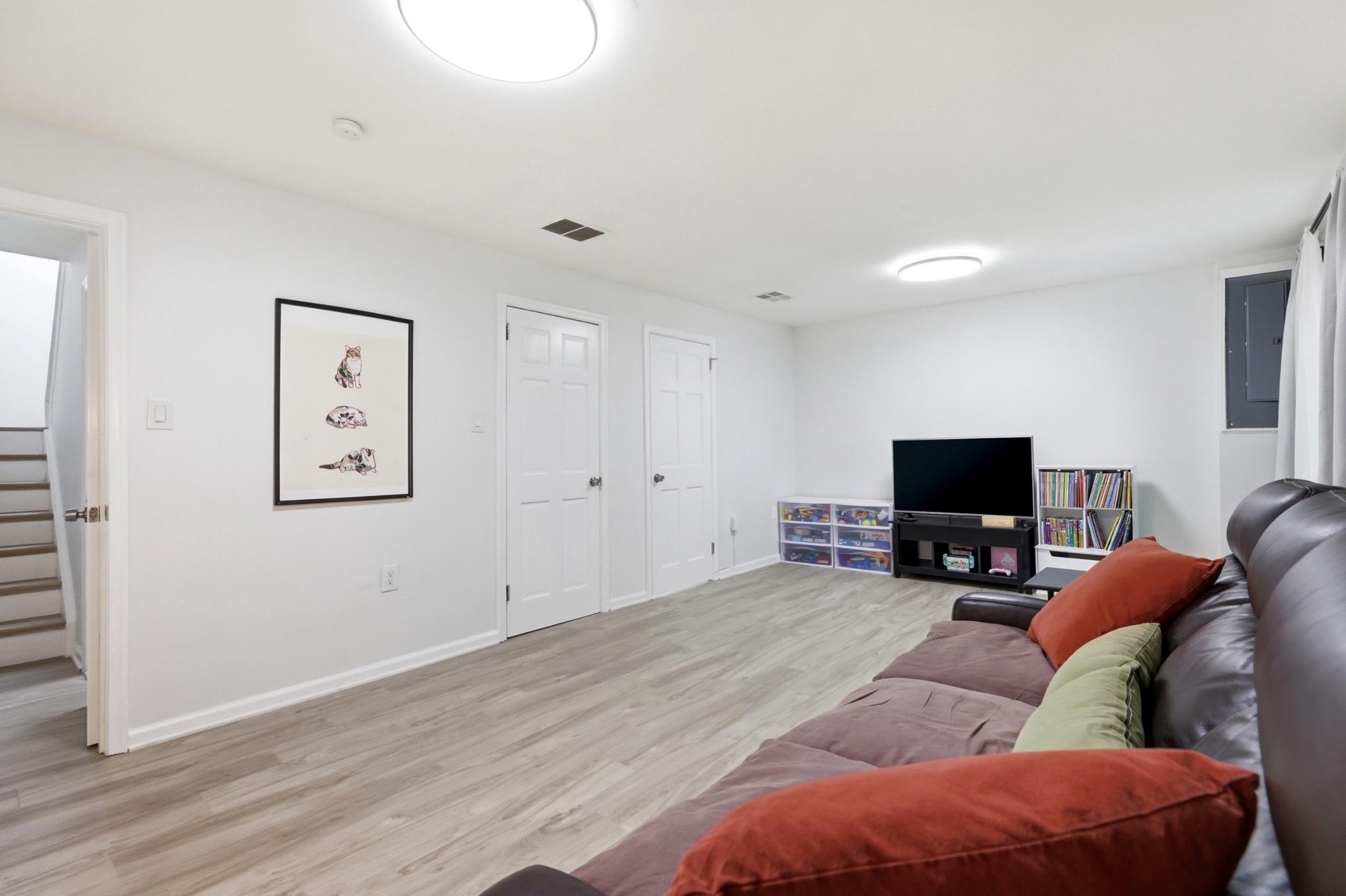 2260 Covent Gardens Court Reston, VA 20191 - Photo 27 of 42 Spacious finished lower level