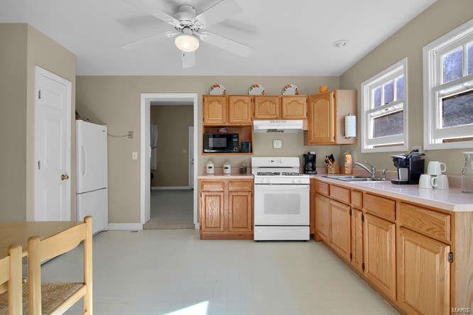 69 Mill Street Elsah, IL 62028 - Photo 9 of 35 Gallery Image 9