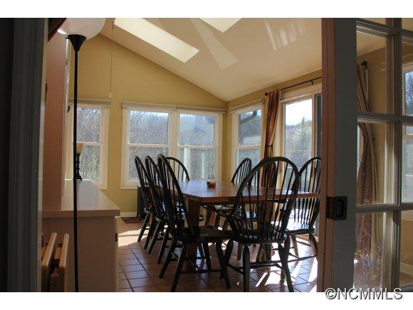 887 Thunder Road Brevard, NC 28712 - Photo 16 of 24 Gallery Image 16