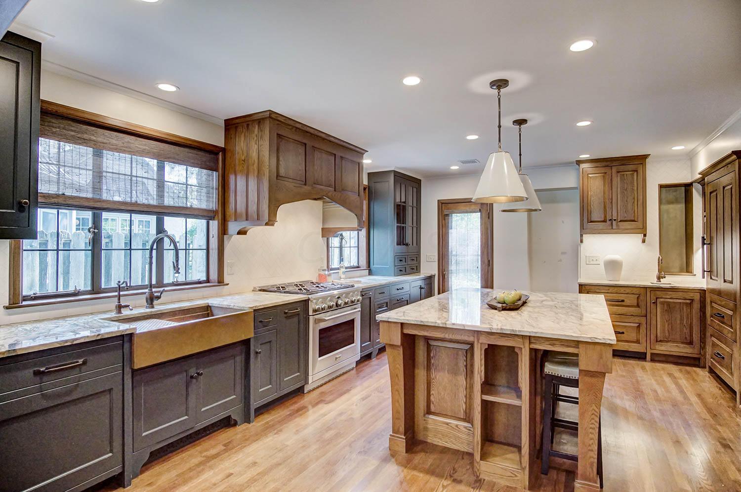 2297 Fairfax Road Columbus, OH 43221 - Photo 11 of 40