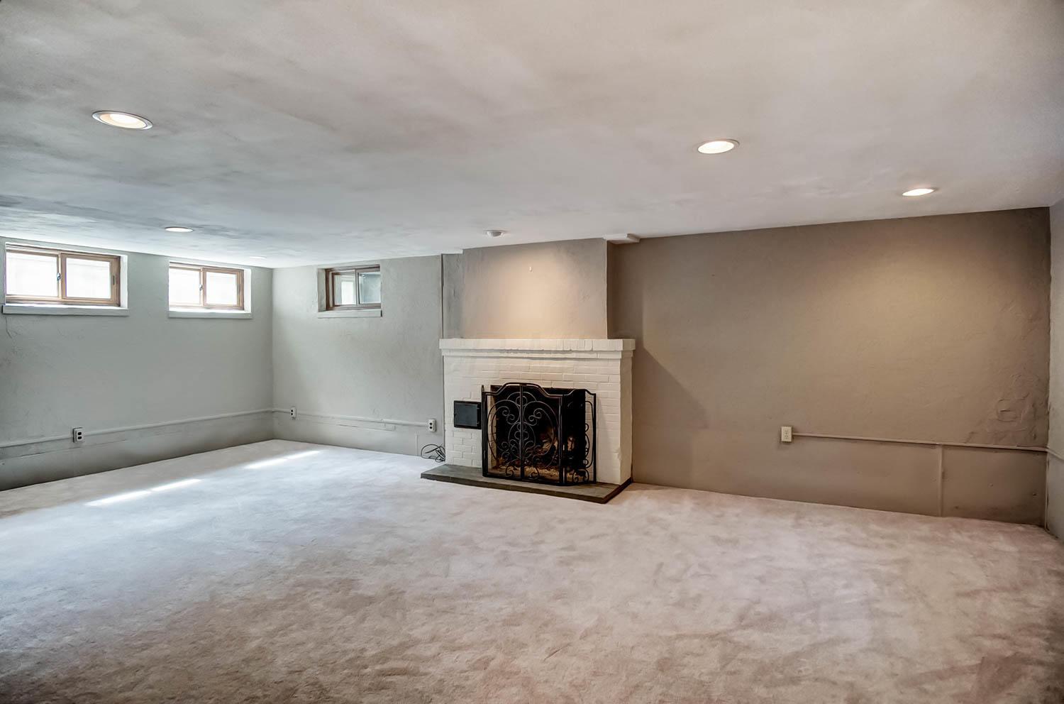 2297 Fairfax Road Columbus, OH 43221 - Photo 32 of 40