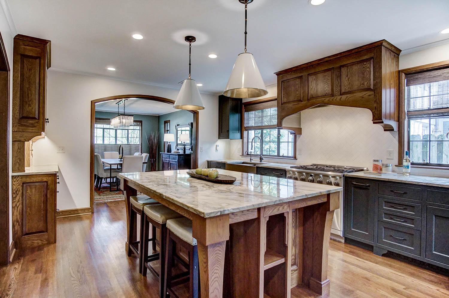 2297 Fairfax Road Columbus, OH 43221 - Photo 9 of 40