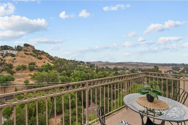 $1,159,000 | 8350 Hillcroft Drive, West Hills, CA 91304