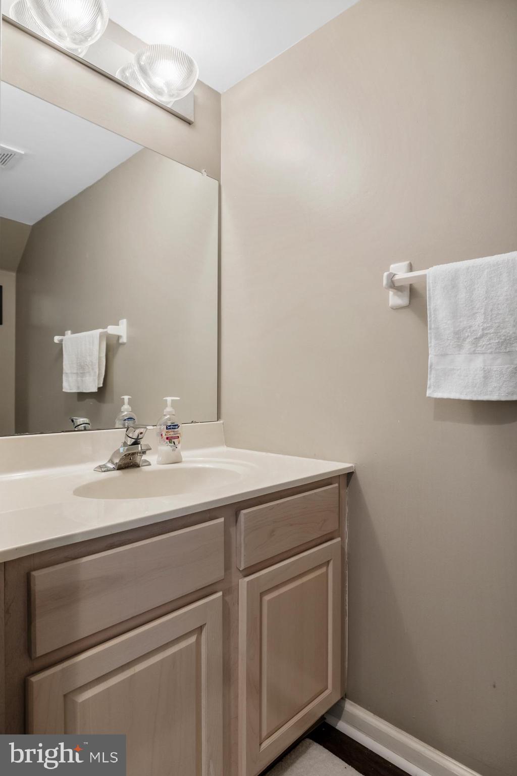 37 Jessica Court Marlton, NJ 08053 - Photo 14 of 49