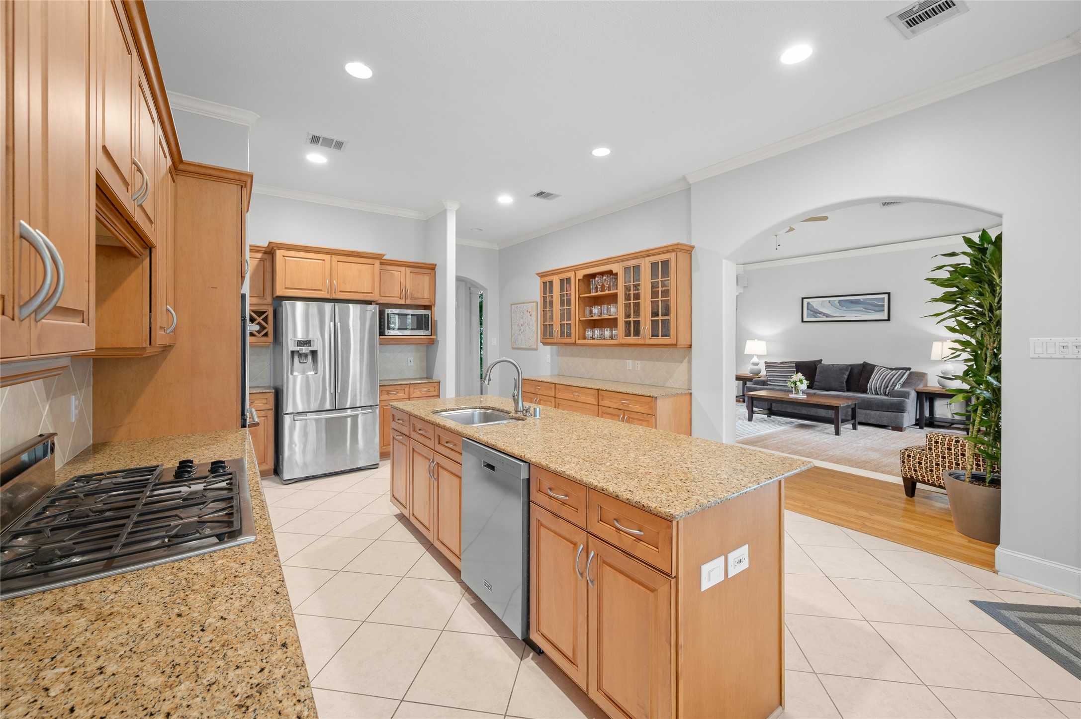13622 Ashley Run Houston, TX 77077 - Photo 12 of 39
