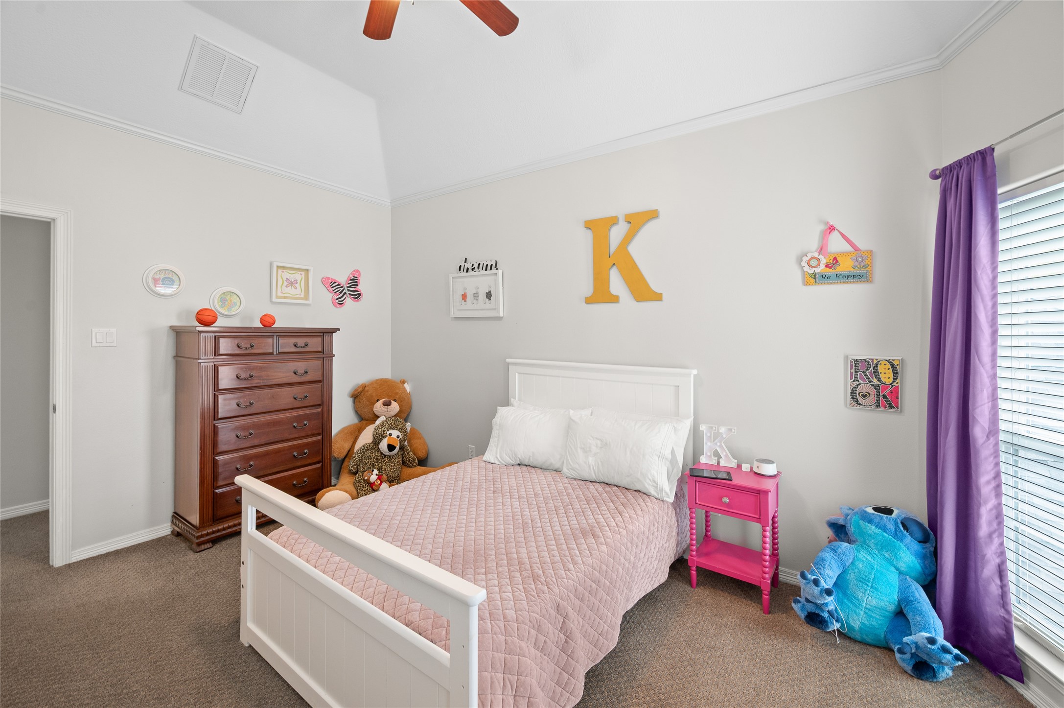 13622 Ashley Run Houston, TX 77077 - Photo 23 of 39 Secondary bedroom upstairs