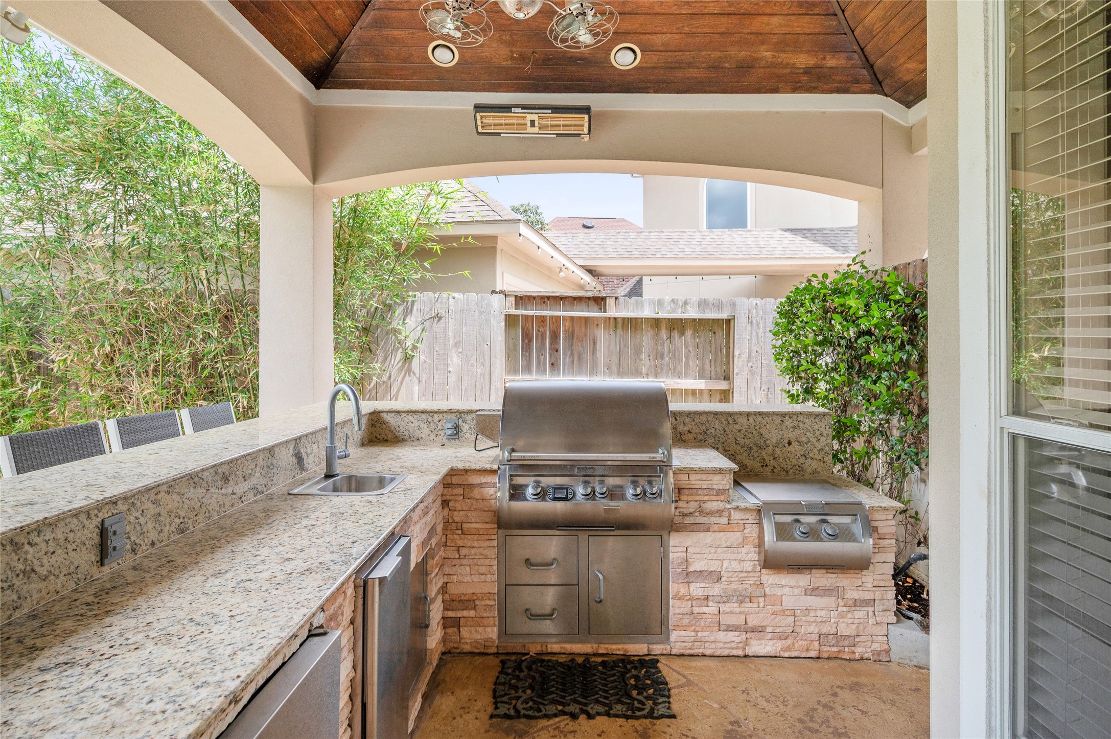 13622 Ashley Run Houston, TX 77077 - Photo 36 of 39 Gas grill