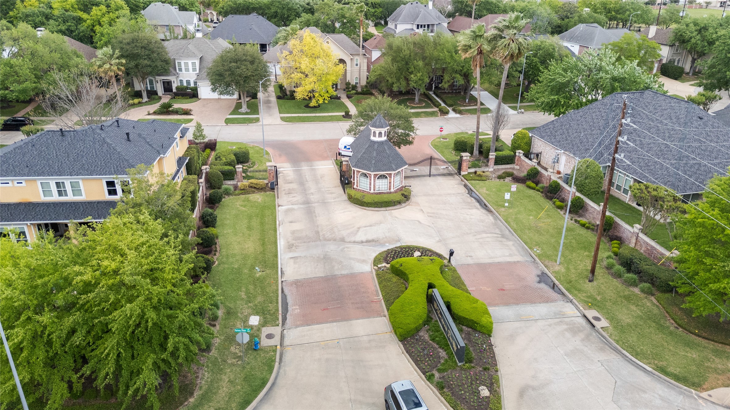 13622 Ashley Run Houston, TX 77077 - Photo 38 of 39 Small gated community near Eldridge