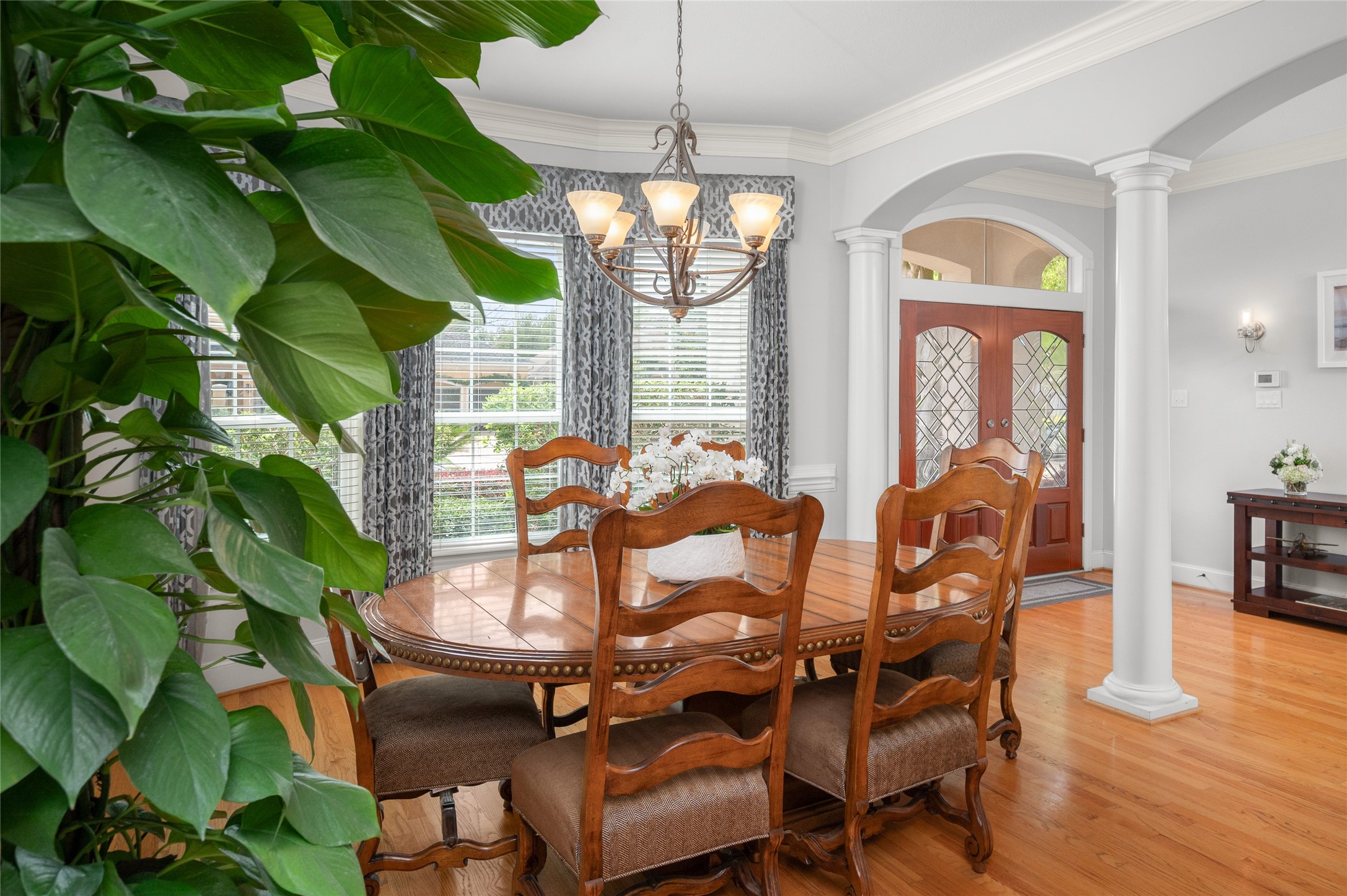 13622 Ashley Run Houston, TX 77077 - Photo 4 of 39 Dining room with plenty of light and room