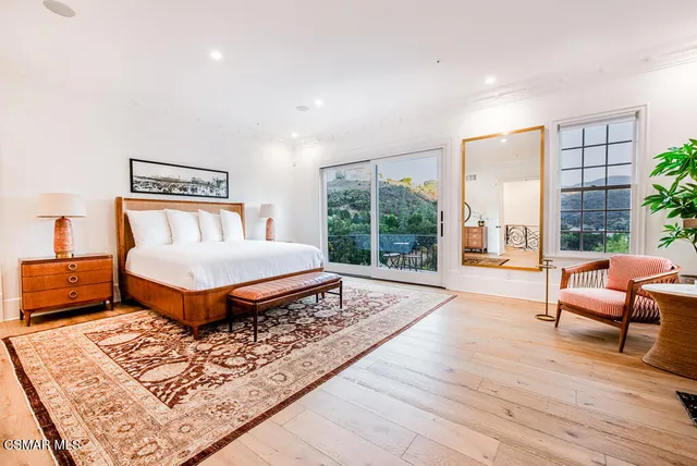 $5,749,000 | 508 West Stafford Road, Thousand Oaks, CA 91361