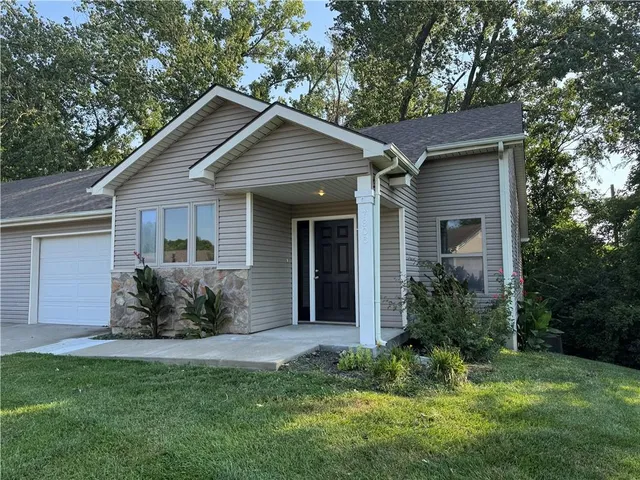 $259,000 | 7806 Troup Avenue, Kansas City, KS 66112