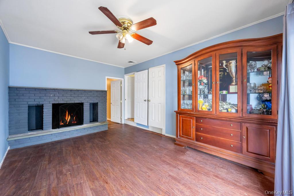 25 Gould Road Centereach, NY 11720 - Photo 15 of 47
