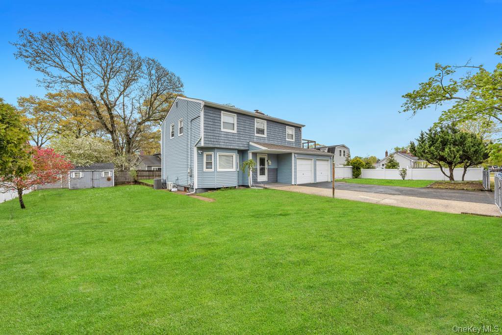 25 Gould Road Centereach, NY 11720 - Photo 2 of 47