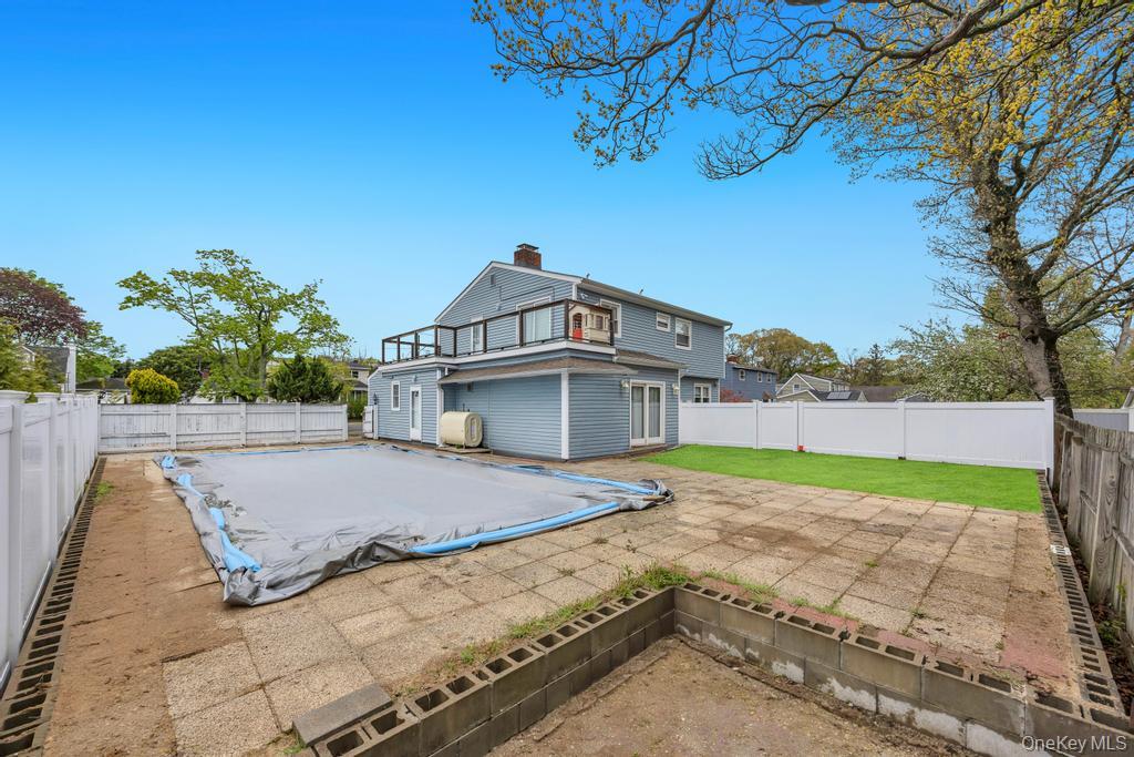 25 Gould Road Centereach, NY 11720 - Photo 40 of 47