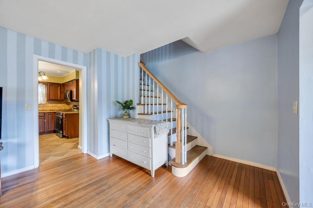 25 Gould Road Centereach, NY 11720 - Photo 4 of 47