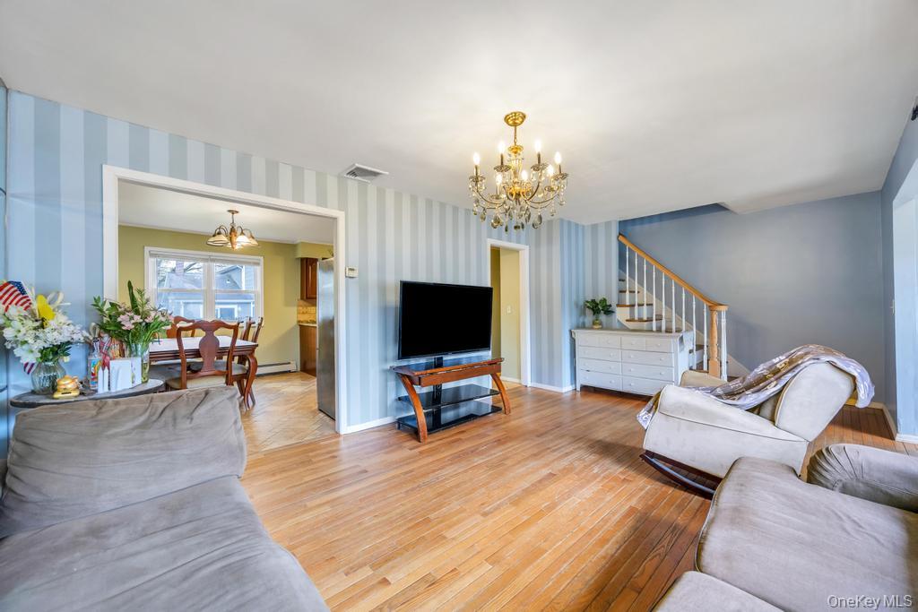 25 Gould Road Centereach, NY 11720 - Photo 5 of 47
