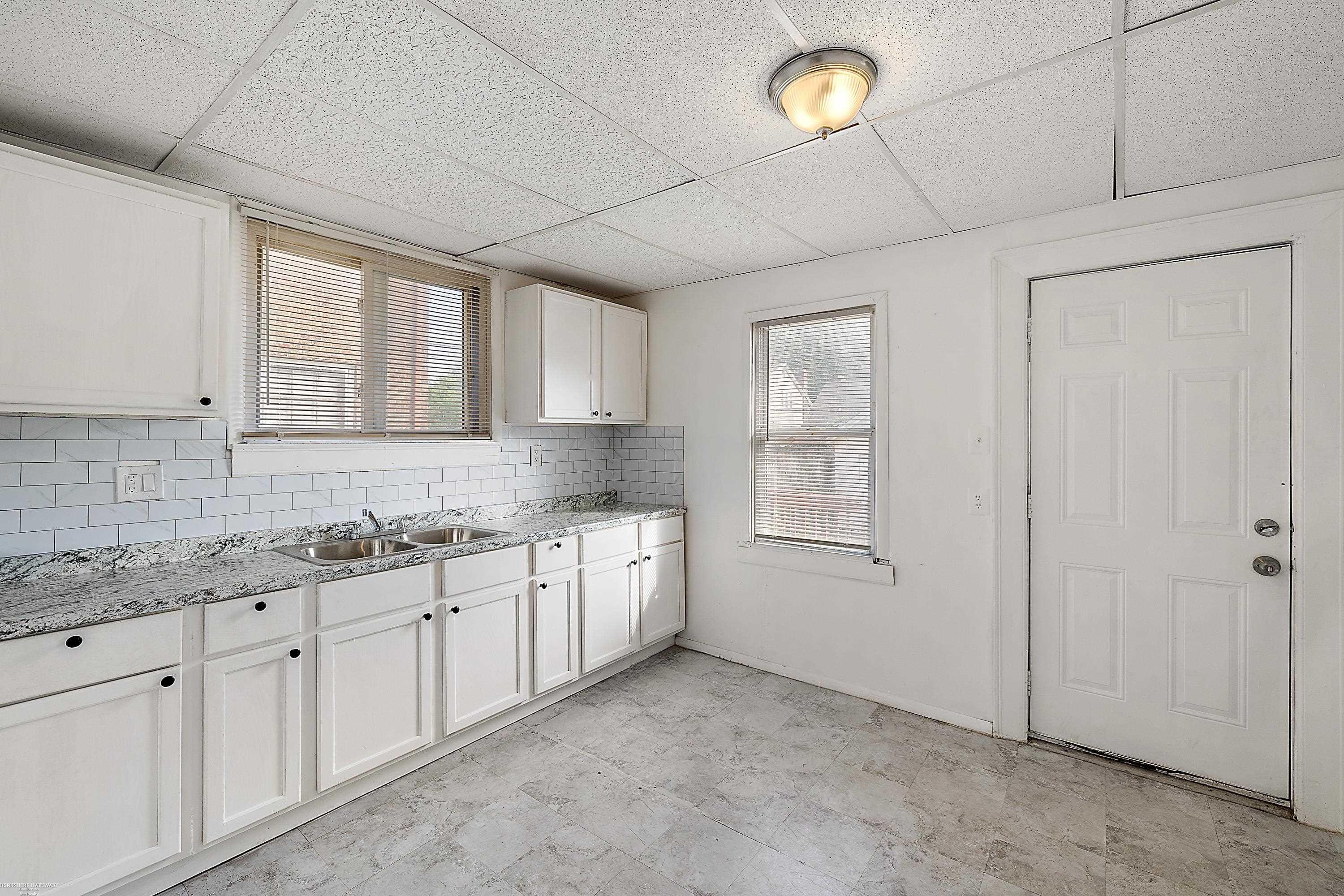 3484 Devonshire Road Detroit, MI 48224 - Photo 15 of 24