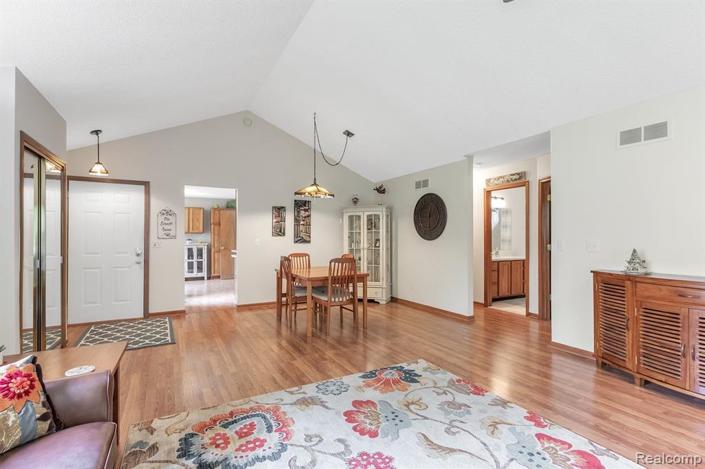 21745 River Ridge Trail, Unit 129 Farmington Hills, MI 48335 - Photo 11 of 34