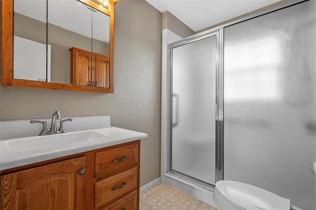 $199,800 | 1307 West 5th Street, McGregor, TX 76657