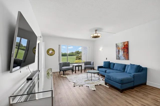 $3,850 | 830 Greensward Court, Unit 107H, Delray Beach, FL 33445
