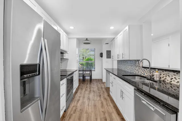 $3,850 | 830 Greensward Court, Unit 107H, Delray Beach, FL 33445