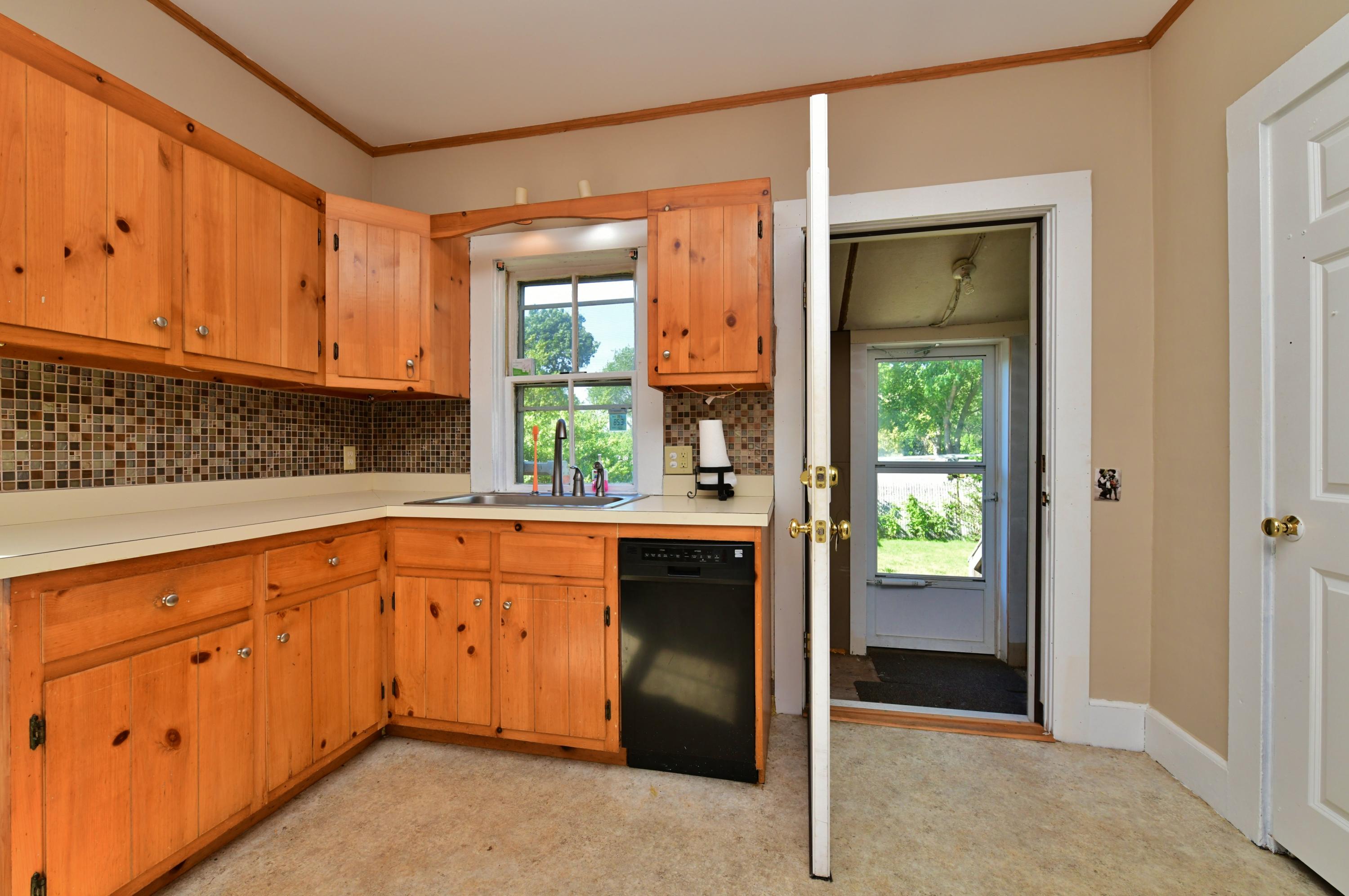 909 Sandwich Road Sagamore, MA 02561 - Photo 24 of 38 LRE_4950