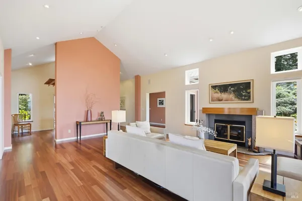 $1,795,000 | 2045 Muniz Ranch Road, Jenner, CA 95450