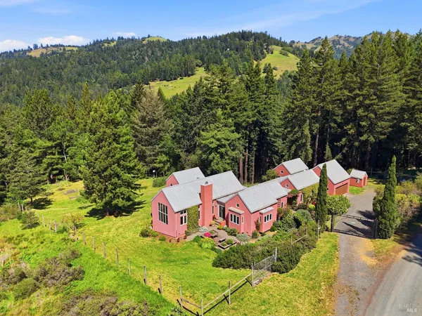 $1,795,000 | 2045 Muniz Ranch Road, Jenner, CA 95450