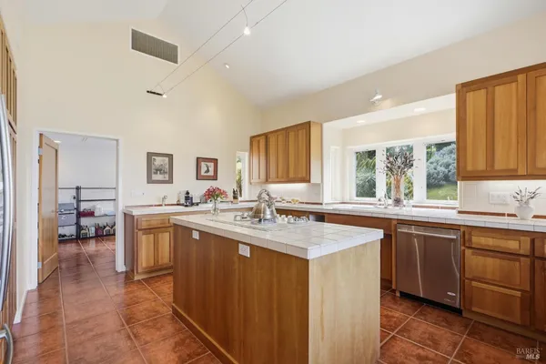 $1,795,000 | 2045 Muniz Ranch Road, Jenner, CA 95450