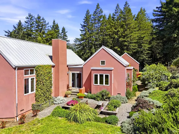 $1,795,000 | 2045 Muniz Ranch Road, Jenner, CA 95450