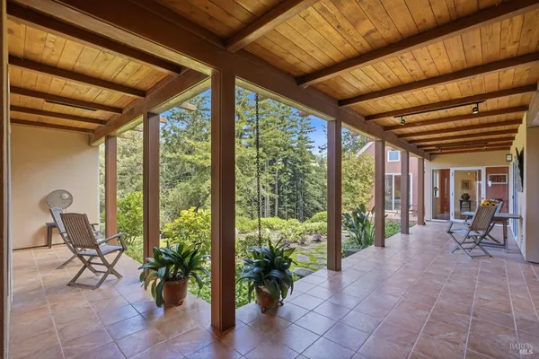 $1,795,000 | 2045 Muniz Ranch Road, Jenner, CA 95450