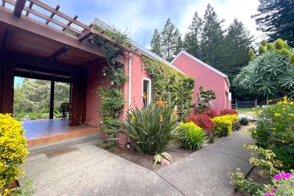 $1,795,000 | 2045 Muniz Ranch Road, Jenner, CA 95450