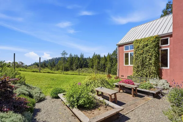 $1,795,000 | 2045 Muniz Ranch Road, Jenner, CA 95450