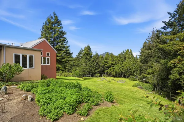 $1,795,000 | 2045 Muniz Ranch Road, Jenner, CA 95450