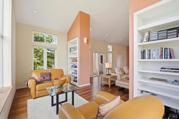 $1,795,000 | 2045 Muniz Ranch Road, Jenner, CA 95450