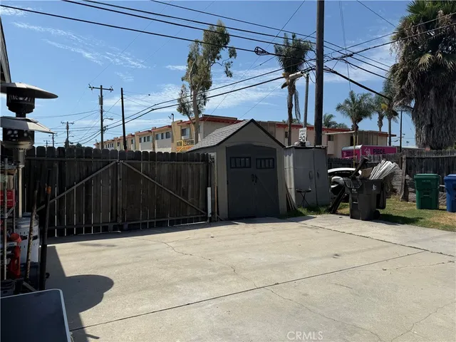 $800,000 | 4703 North Bellflower Boulevard, Long Beach, CA 90808