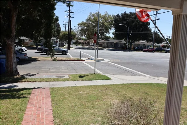 $800,000 | 4703 North Bellflower Boulevard, Long Beach, CA 90808