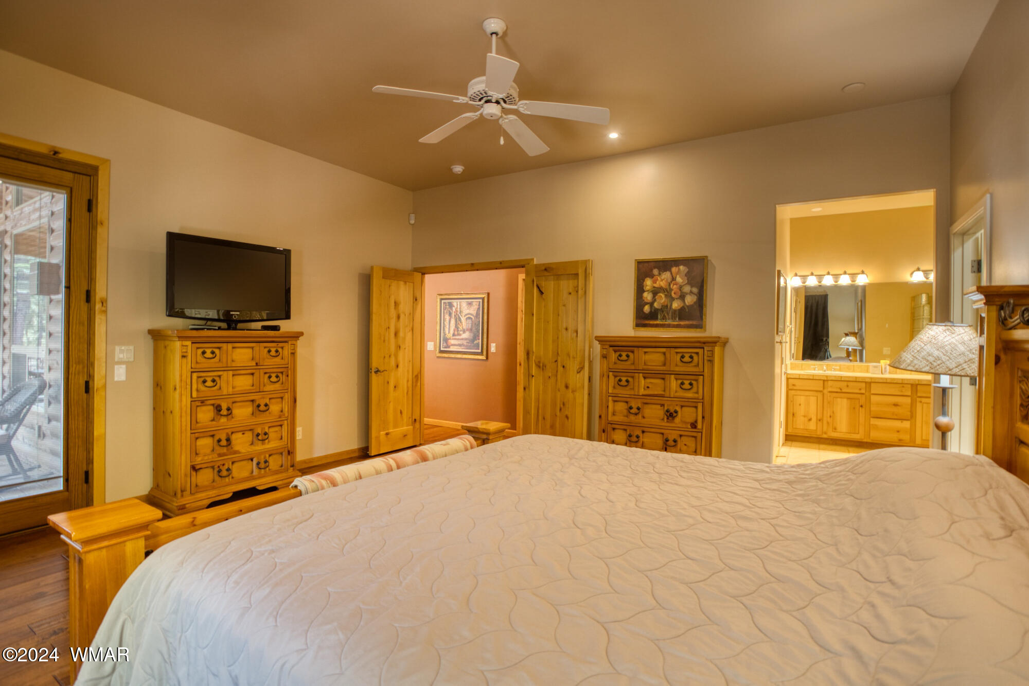 201 South Silktassel Road Show Low, AZ 85901 - Photo 13 of 35 paxmanphoto_PAX_2952