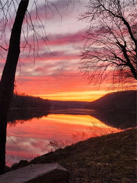 1150 River Road Freeport, PA 16229 - Photo 15 of 16 a view of sunset