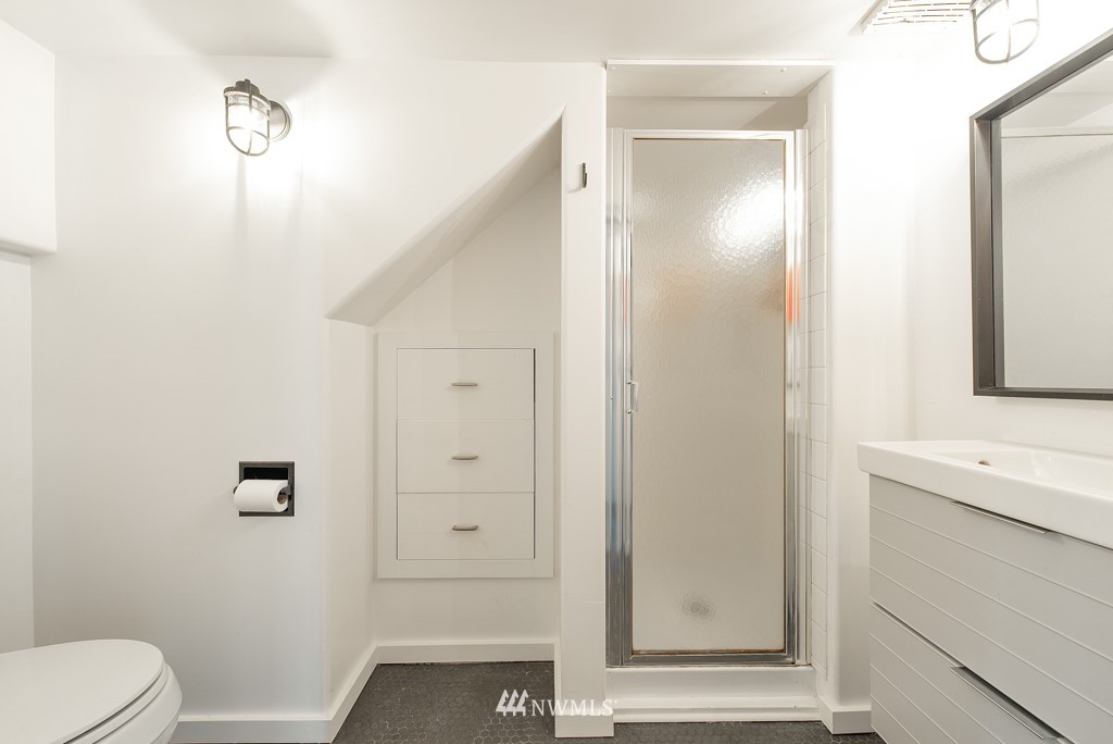 509 North 76th Street Seattle, WA 98103 - Photo 22 of 31 Gallery Image 22