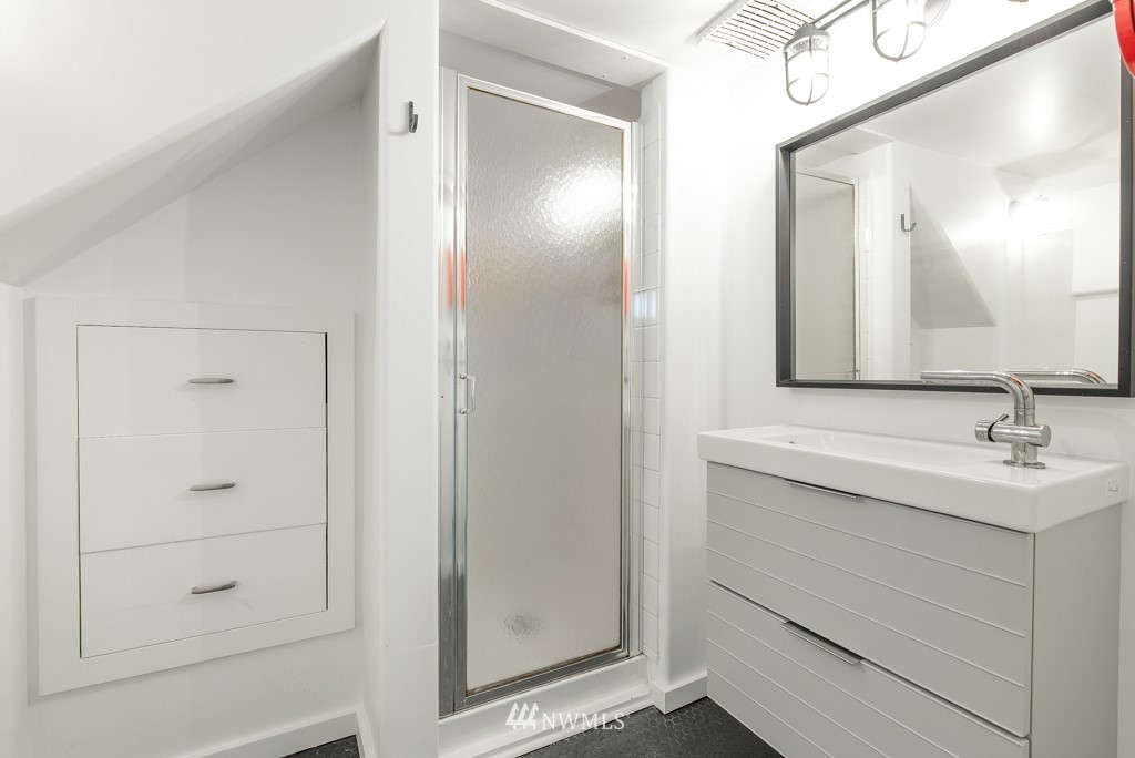 509 North 76th Street Seattle, WA 98103 - Photo 23 of 31 Gallery Image 23