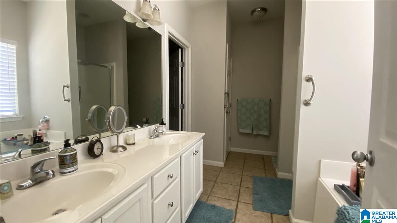 8179 Becker Lane Leeds, AL 35094 - Photo 13 of 17