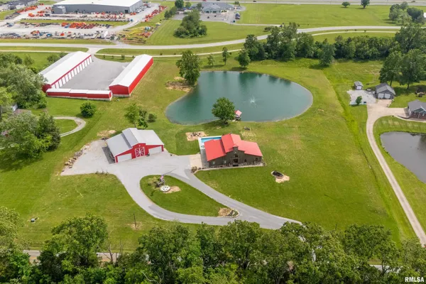 $669,000 | 1717 Marion Street, Carterville, IL 62918