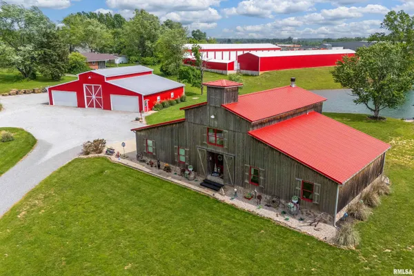 $669,000 | 1717 Marion Street, Carterville, IL 62918