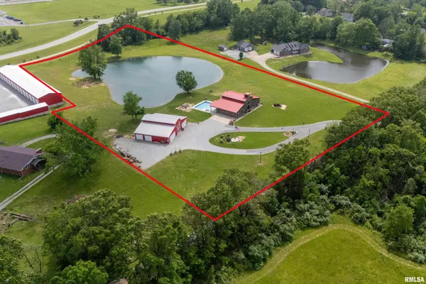 $669,000 | 1717 Marion Street, Carterville, IL 62918