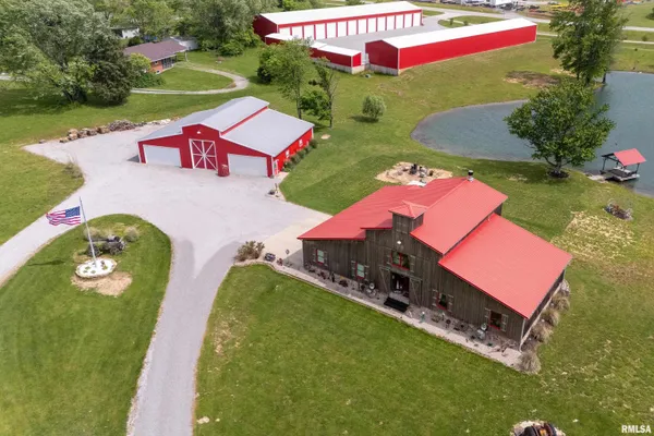 $669,000 | 1717 Marion Street, Carterville, IL 62918