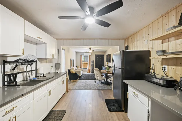 $1,050 | 3705 Bremond Street, Unit 1, Houston, TX 77004