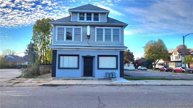 $259,900 | 2047 Clinton Street, Buffalo, NY 14206